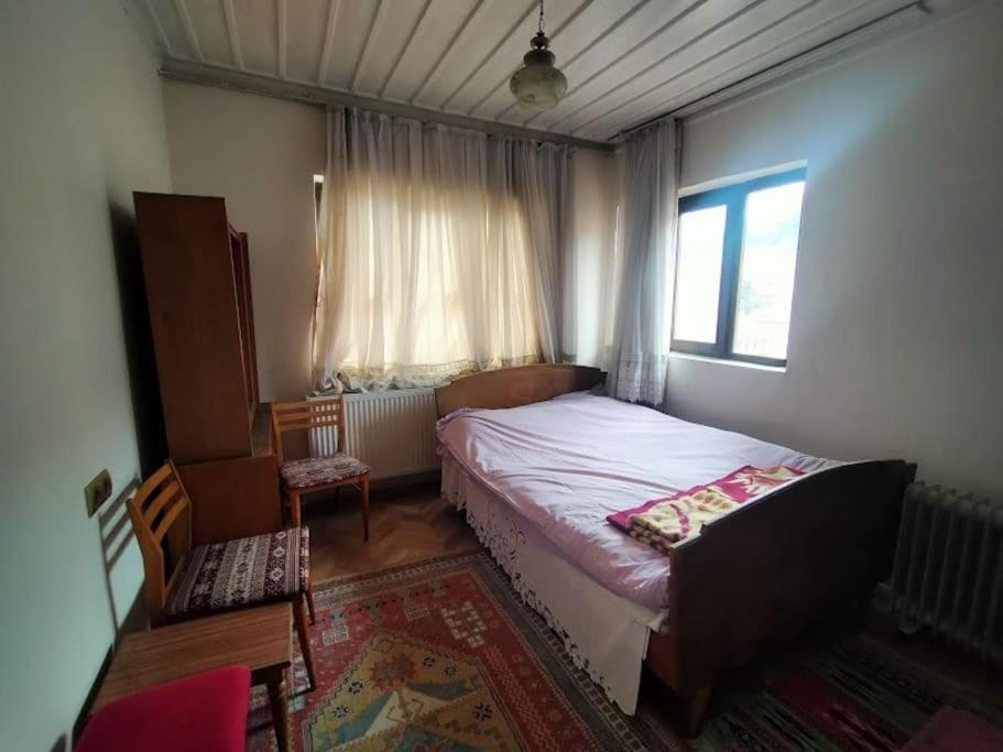 Вилла Afyon Kalesi Eteklerinde Bir Yer Афьон Экстерьер фото